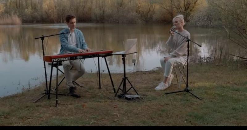 (VIDEO) IZVEDBA POZNATE DUHOVNE PJESME KAKVU DO SAD NISTE ČULI Zsa Zsa i Dominik oduševili nevjerojatnom obradom