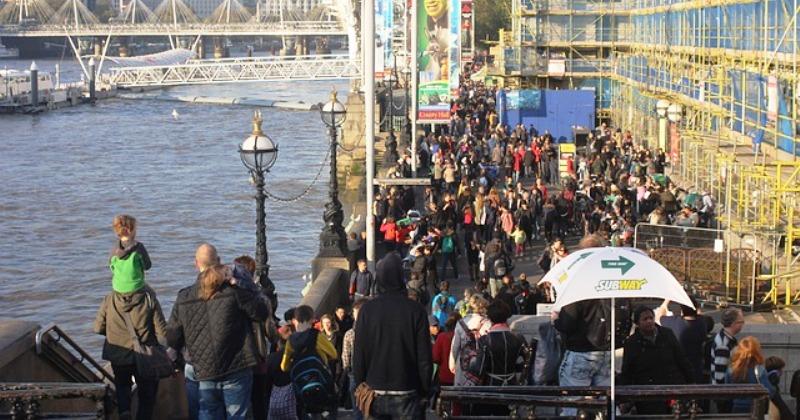 NOVO PRIOPĆENJE MINISTARSTVA VANJSKIH I EUROPSKIH POSLOVA Deseci državljana Republike Hrvatske i dalje se organizirano vraćaju u zemlju