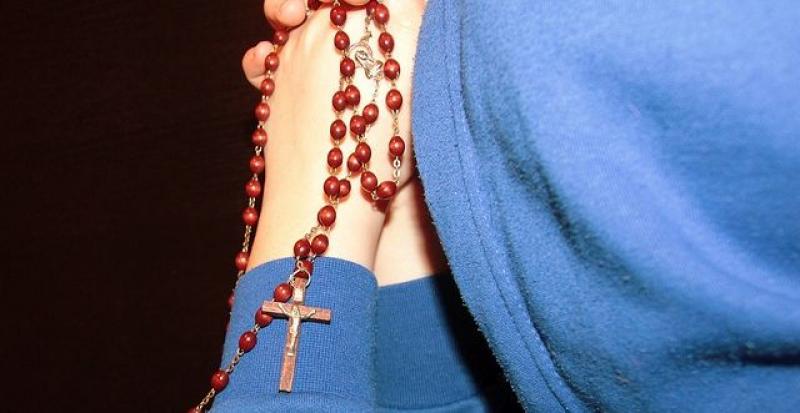 NOVA CRKVA HRVATA NEMA ZGRADA Nju čine hrvatska srca diljem svijeta spojena u istovremenoj molitvi!