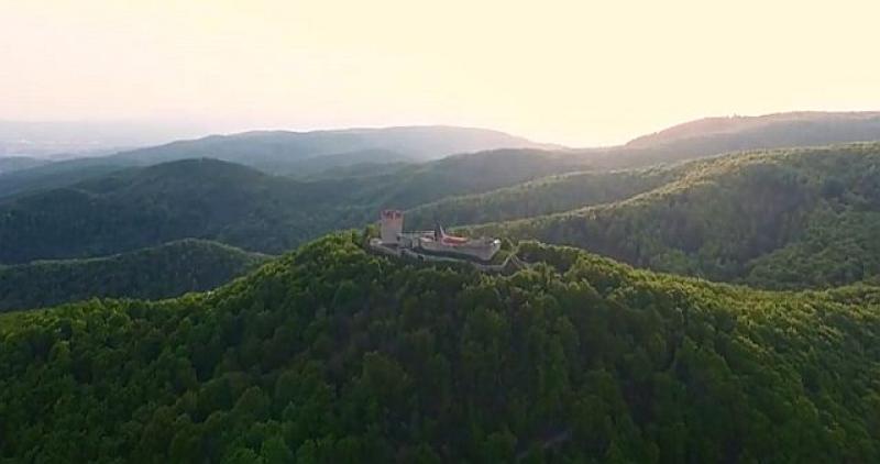 (VIDEO) VAU, TO JE NAŠA ZEMLJA Slobodno se hvalite prijateljima s ovim videom