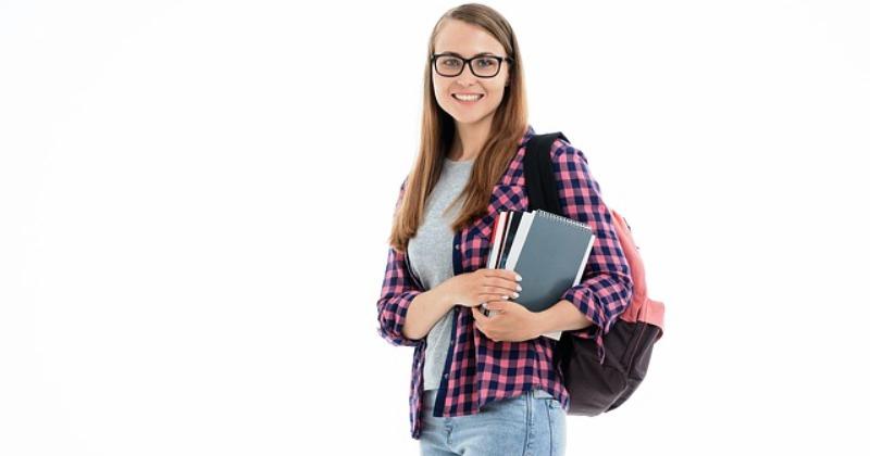 ZA PRIPADNIKE HRVATSKIH NACIONALNIH MANJINA I HRVATSKOG ISELJENIŠTVA  Posebna upisna kvota na visokim učilištima i u akademskoj godini 2020./2021.