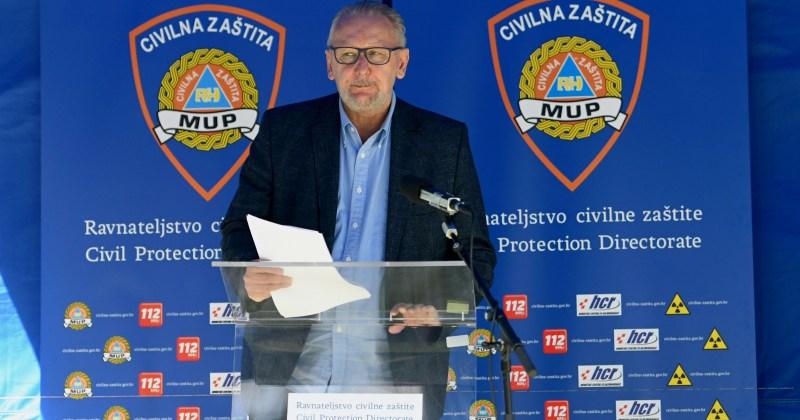 DAVOR BOŽINOVIĆ 'Ulazak turista u Hrvatsku pratit će epidemiološka struka i HZJZ'