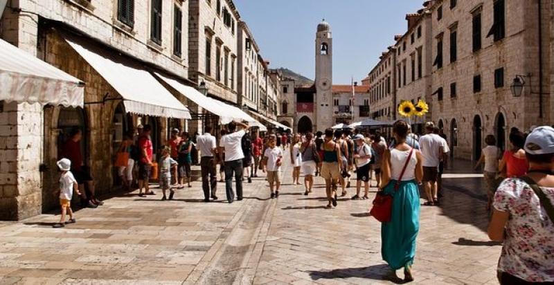 AUSTRIJSKI I NJEMAČKI MEDIJI O HRVATSKOJ ‘Gore nego u ratu’; ‘O turizmu ovisnu Hrvatsku kriza udarila punom snagom’