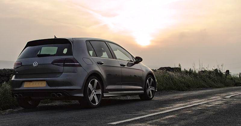 (VIDEO) NIJE IM TO PRVI GAF Volkswagen se ispričao zbog rasističke reklame u kojoj velika ruka miče crnca