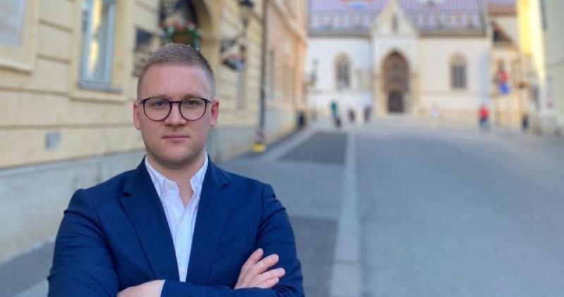 PREDSTAVNIK MLADE GENERACIJE HRVATA U BERLINU I SAVJETNIK VLADE ZA HRVATE IZVAN RH Ivan Karlo Stipić kaže da zna koji problemi tište naše državljane diljem svijeta