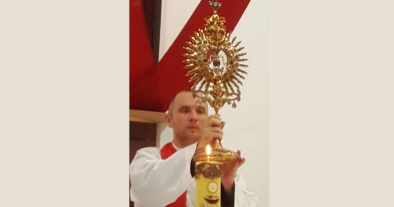 DANAS SLAVIMO SVETKOVINU KRVI KRISTOVE O, neizmjerna Čistoćo, očisti nas, operi nas, nahrani nas, blagoslovi i spasi nas!