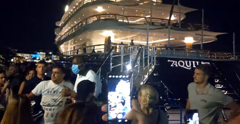 (VIDEO) NBA LEGENDA ODUŠEVIO FANOVE U HRVATSKOJ Iako na odmoru, Magic Johnson strpljivo se slikao sa svima