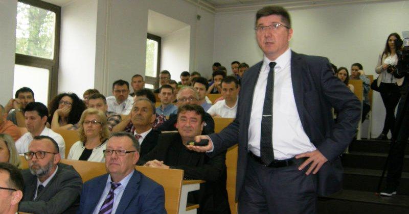 RAZGOVOR S POVODOM Dr. sc. Dražan Kozak iz Žeravca (BiH): 'Imam dvije kćeri, i njima sam prenio ljubav i osjećaje prema svom Žeravcu'