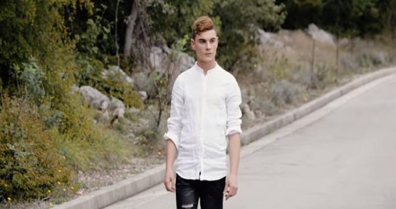 Iza sebe već ima zbirku pjesama, roman i singl; otkrio nam je: 'Malo je iskrenih kolega koji ti žele sreću i uspjeh'