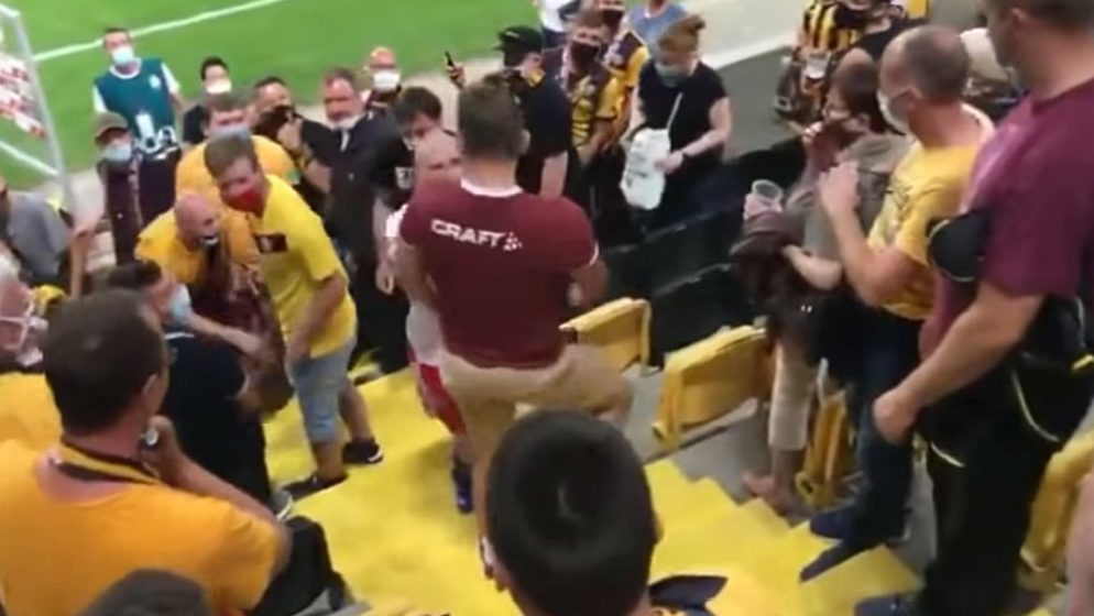 (VIDEO) Zgrozio Nijemce - skočio na tribine i obračunao se s navijačima; isplivala pozadina priče