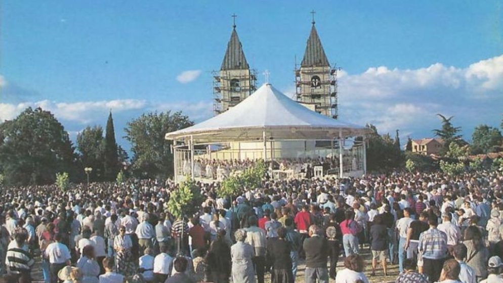 Pogledajte kako su 80-tih godina izgledale svete mise u Međugorju