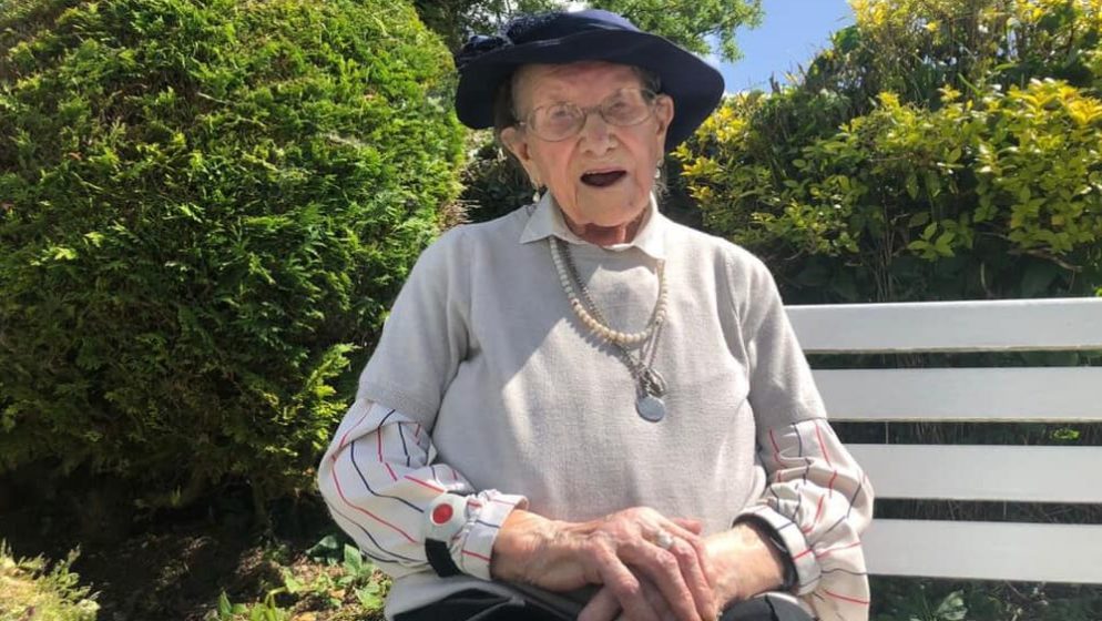 Najstarija Irkinja, Nancy Stewart, u dobi od 107 godina, napisala je nevjerojatno pismo za nas