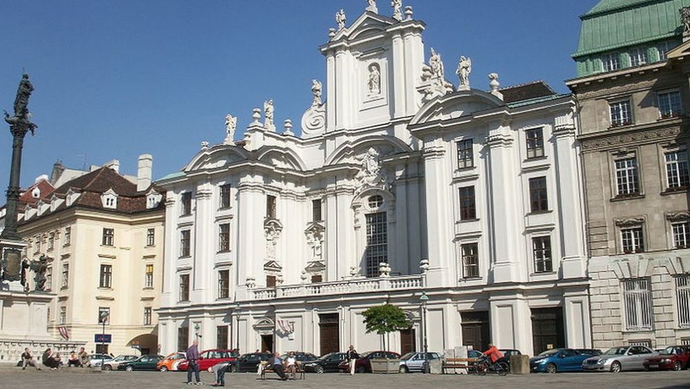 Napad naše svećenike u HKM Beč zatekao tijekom molitve u crkvi! Svi su dobro