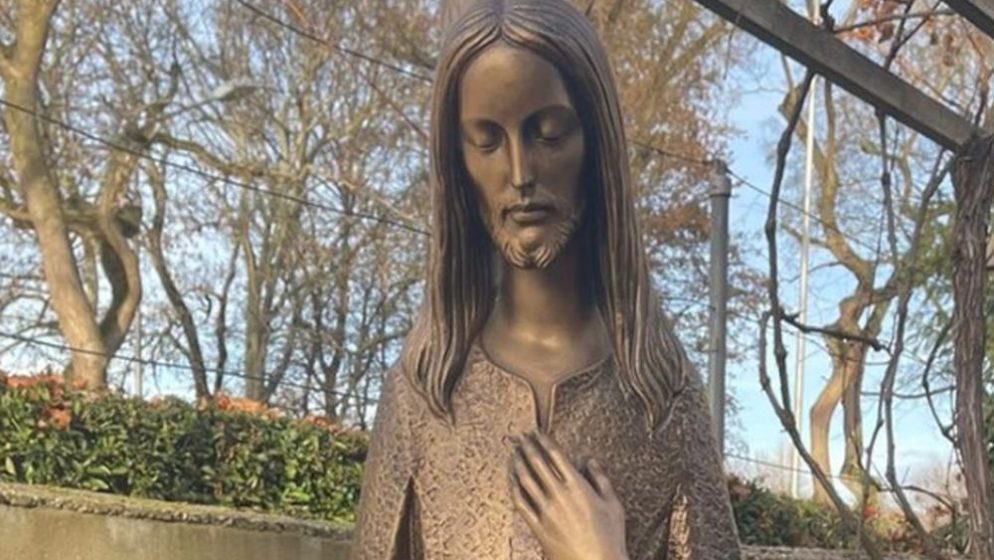 Podignut kip Milosrdnog Isusa u Hrvatskoj katoličkoj župi u Wiesbadenu