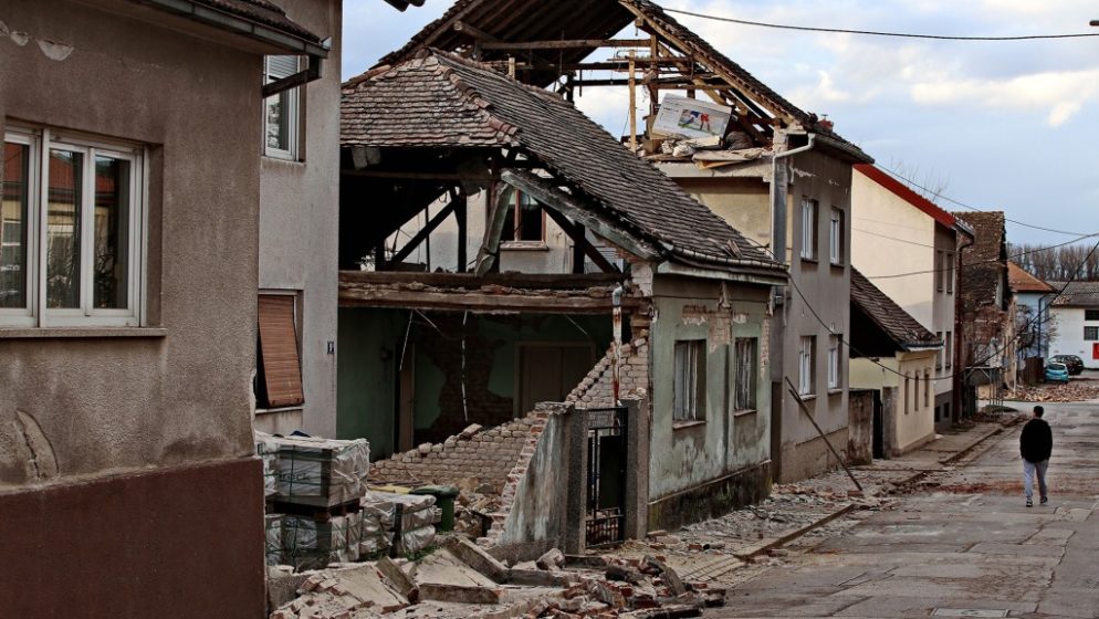 HRVATSKA TUGUJE! Sedam osoba je poginulo u potresu, više od 2000 objekata oštećeno