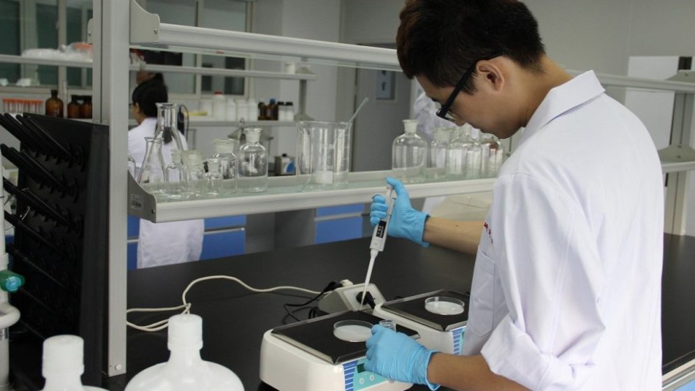 ZNANSTVENICI: 'Ljudi bez simptoma odgovorni su za 50 posto zaraza koronavirusom'