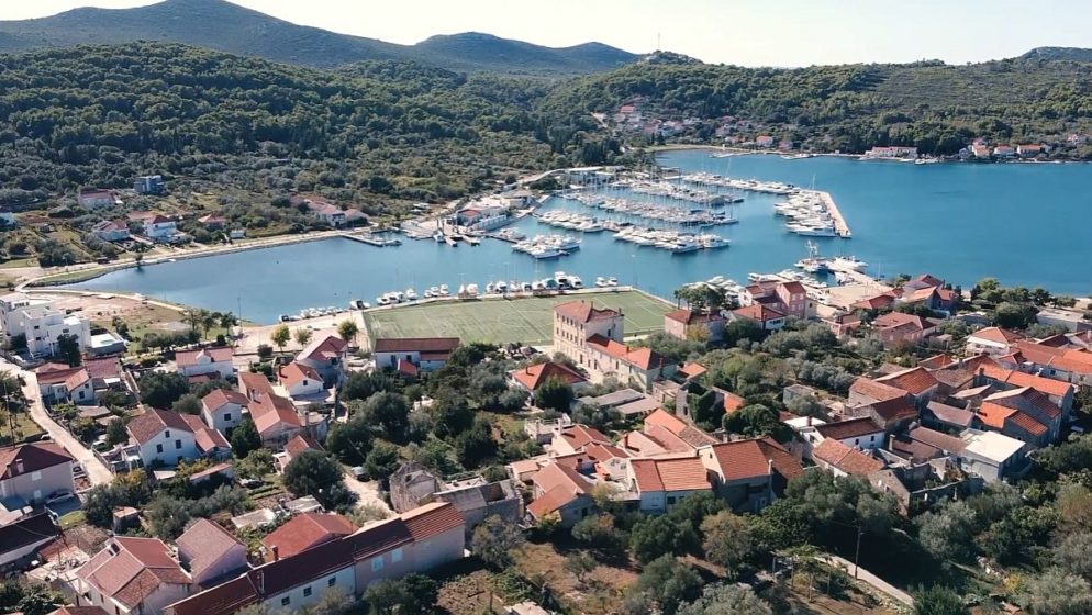 (VIDEO) 200 tisuća ljudi reklo je da je ovaj stadion na našem otoku – najljepši