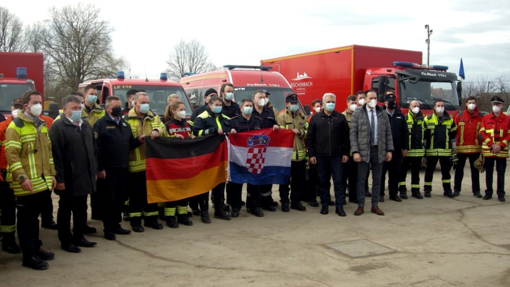 SRCEM ZA HRVATSKU! U Glinu stigao konvoj sa 100 tona humanitarne pomoći iz Njemačke
