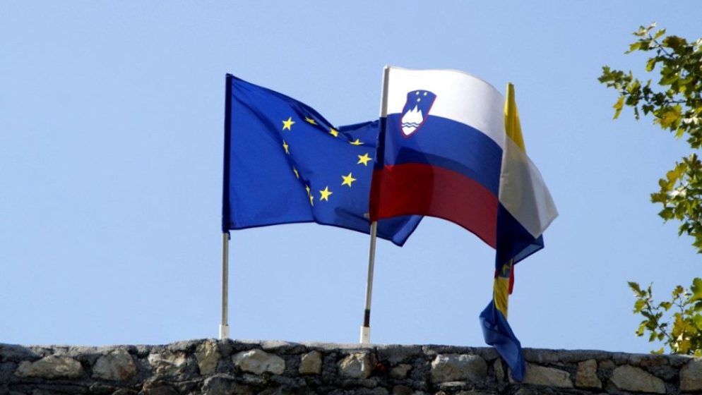 Slovenija povukla odluku o obveznom testiranju radnika dnevnih migranata
