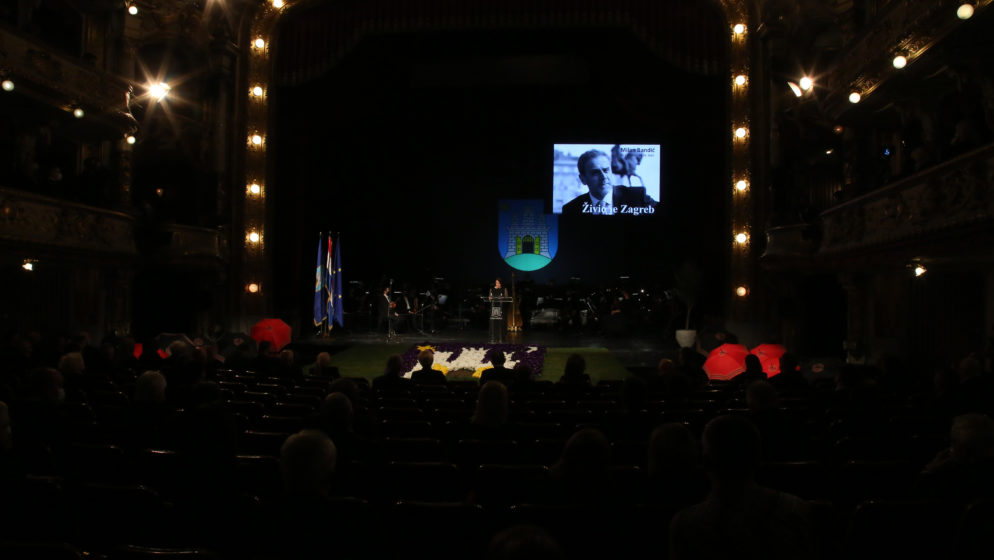 (FOTOGALERIJA) Ovako je izgledala komemoracija za Milana Bandića