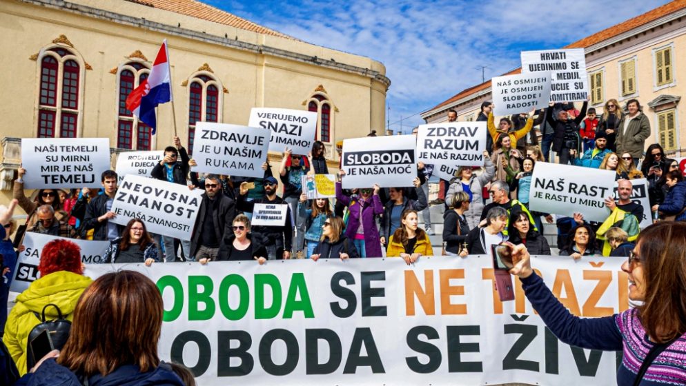 Prosvjedi protiv epidemioloških mjera u Zagrebu, Dubrovniku, Splitu, Šibeniku i Osijeku