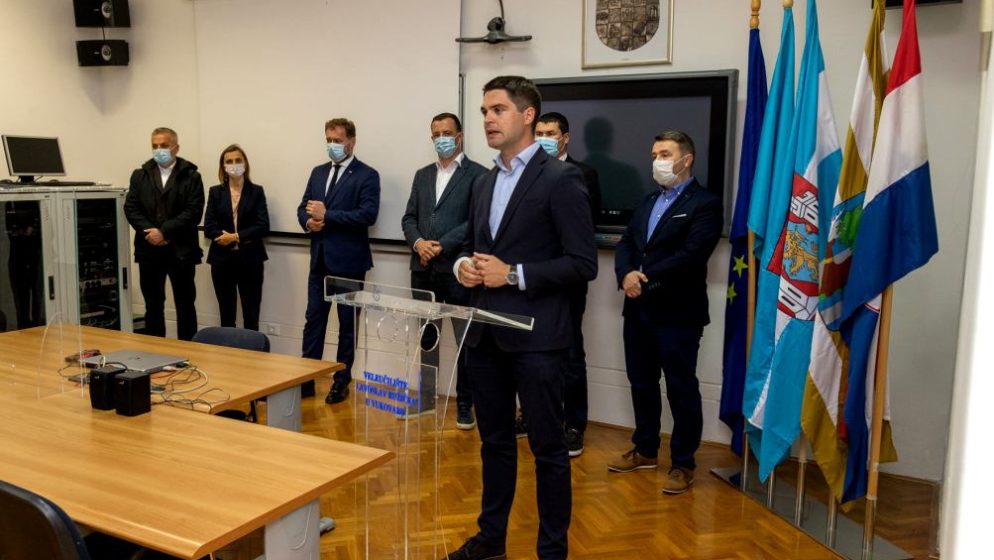 Zastupnik u Europskom parlamentu Karlo Ressler posjetio Vinkovce i Vukovar