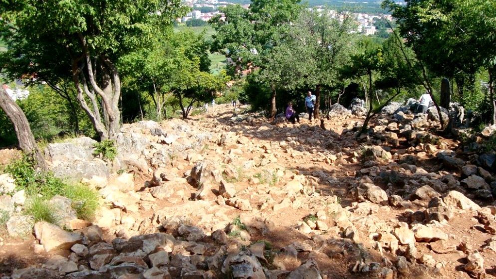 Mještani u Hercegovini zatvorili cestu od Međugorja prema granici s RH