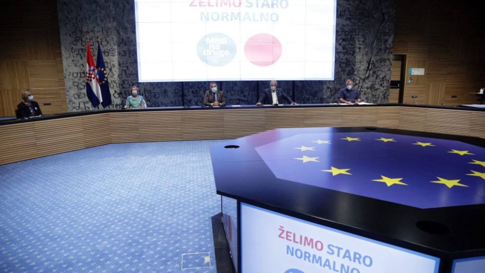 Bez maski na događajima gdje svi imaju covid digitalne potvrde