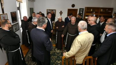 Milanović rekao da će "doći kraj" preglasavanju Hrvata u BiH