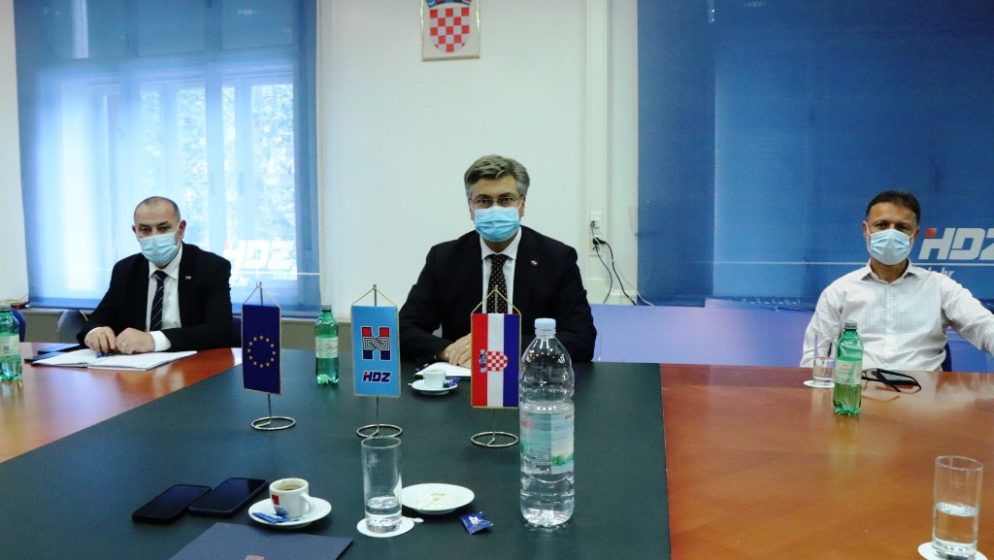 Plenković još jednom pozvao sve hrvatske građane na cijepljenje