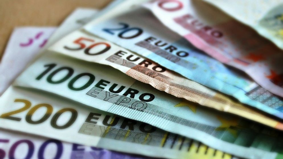 Srbijanska nacionalna banka osporava namjeru Hrvatske da Teslin lik stavi na euro