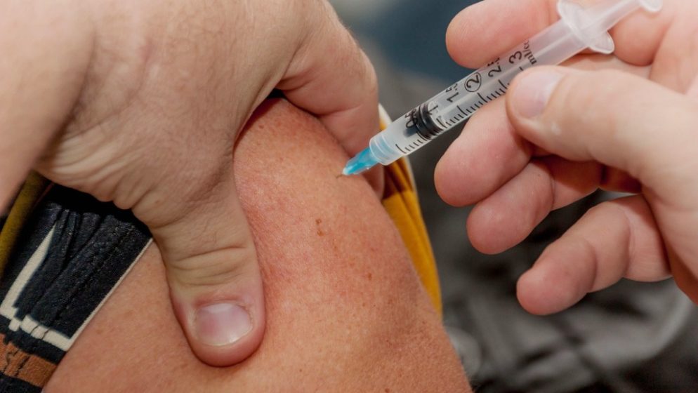 Države propisuju obvezu cijepljenja protiv Covida-19