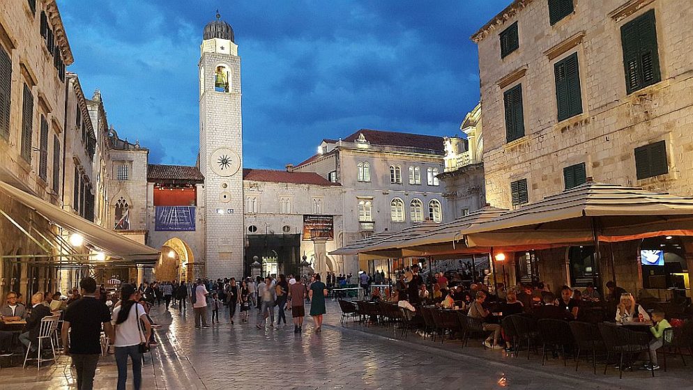 Vlasnik lokala naljutio činom: Ako želite biti u njemu potrošite bar 300 kuna