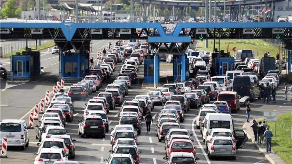 Od 23. kolovoza ograničenje za tranzitne putnike pri ulasku u Sloveniju