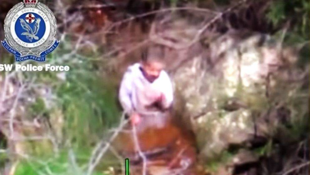 (VIDEO) Trogodišnji dječak s autizmom pronađen u Australiji tri dana nakon nestanka