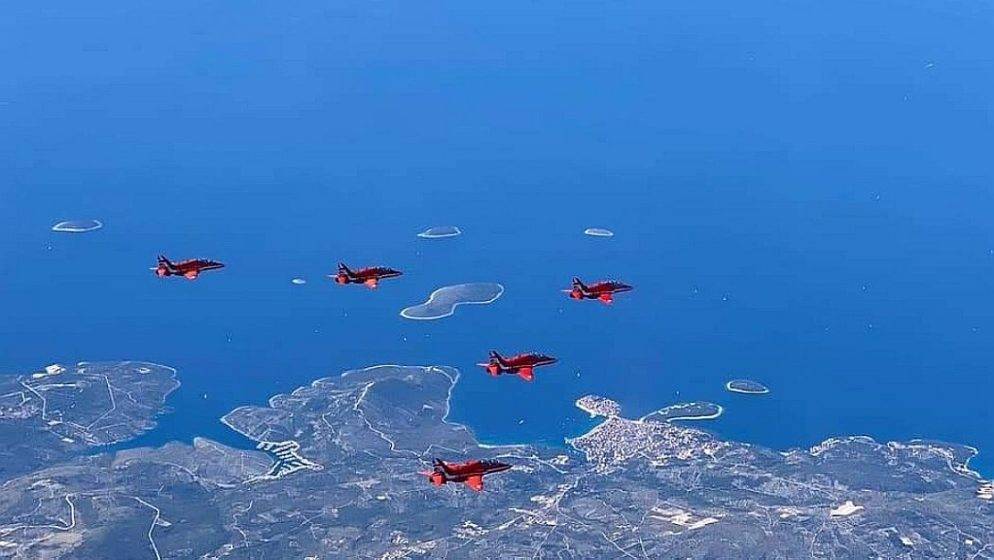 (FOTO/VIDEO) Britance oduševile scene hrvatske obale