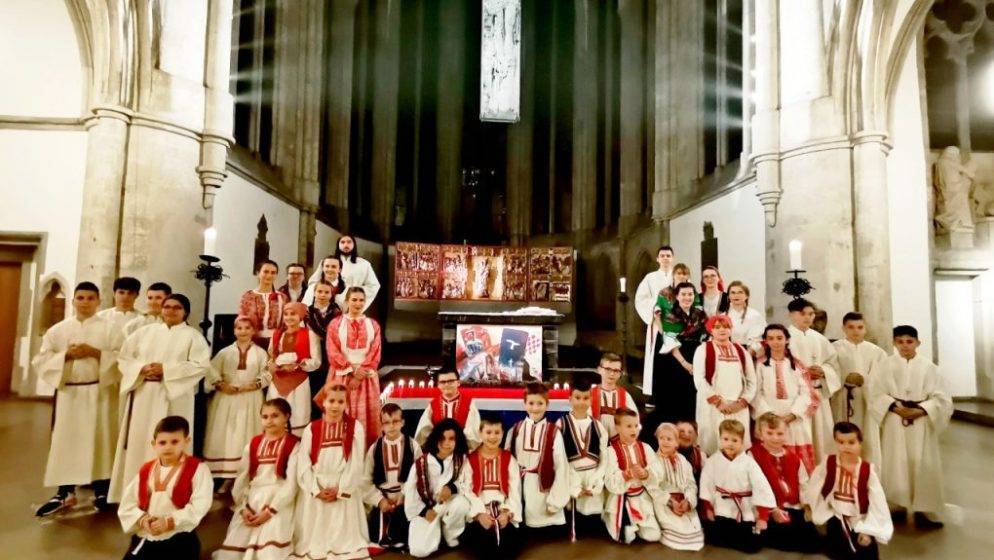 Hrvatska katolička misija Köln obilježila uspomenu na vukovarsku žrtvu i sve žrtve Domovinskog rata