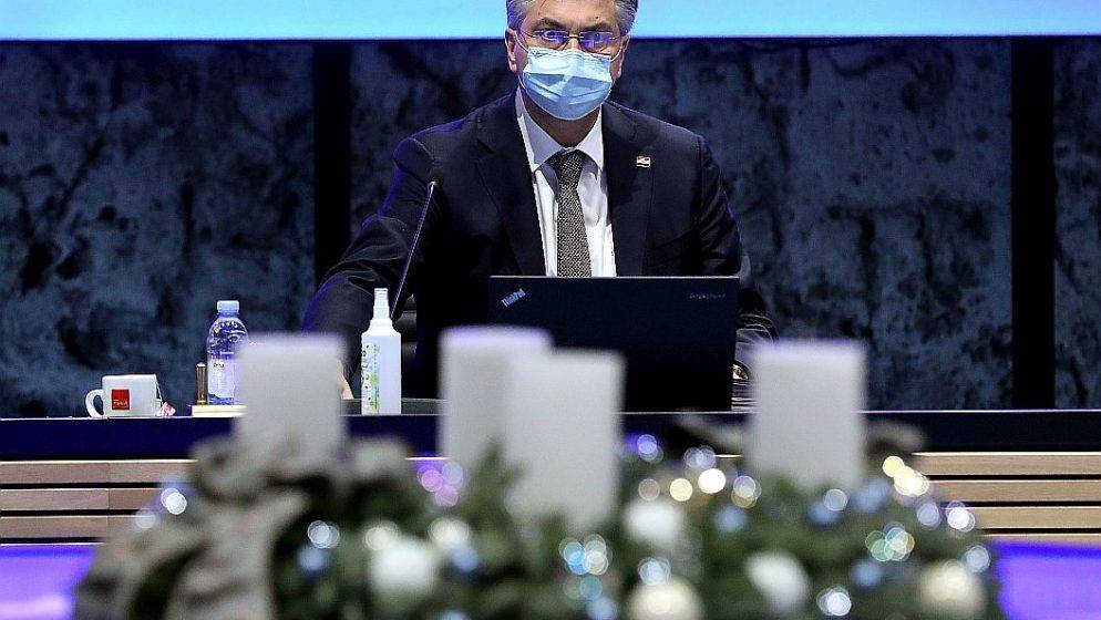 Plenković osudio napade na zdravstvene djelatnike, mjere se ne popuštaju