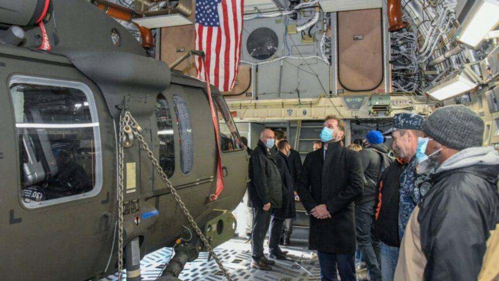 U sklopu američke donacije dva helikoptera Black Hawk stigla u Hrvatsku