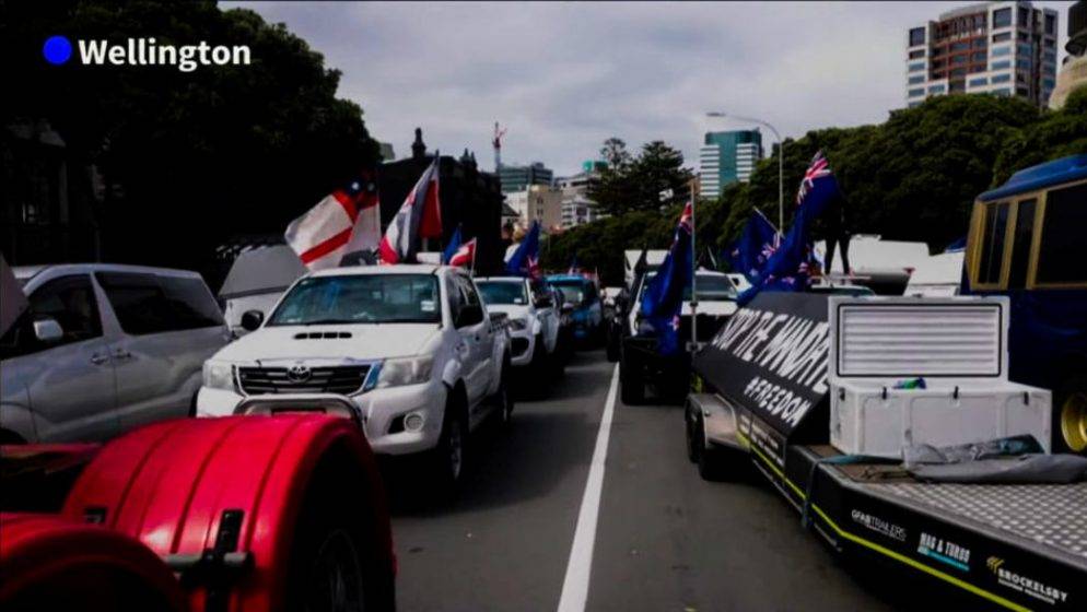 U Novom Zelandu konvoji kamiona blokirali ulice oko parlamenta, prosvjeduju protiv mjera vezanih za koronavirus