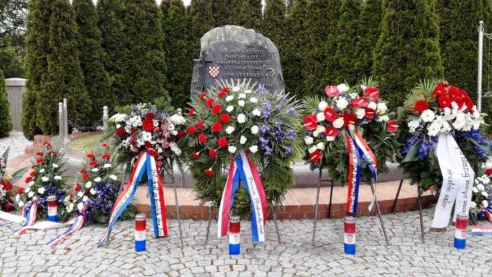 GOJKO BORIĆ: Zašto je sa spomenika hrvatskim žrtvama na Bleiburškom polju uklonjen povijesni hrvatski grb?