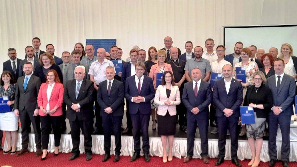 Uručeni ugovori prekogranične suradnje Hrvatska-Srbija za projekte vrijedne tri milijuna kuna