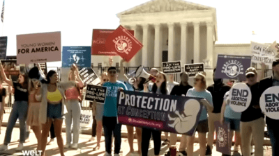 Američki Vrhovni sud srušio 50 godina staru presudu kojom je legaliziran pobačaj u cijelom SAD-u