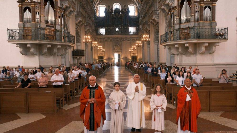 Hrvati iz Salzburga i okolice proslavili blagdan Duhova u velebnoj salzburškoj katedrali