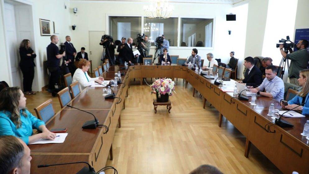Hrvoj Šipek poručila saborskom Vijeću: ‘Nisam izložena  pritisku predsjednika vlade‘