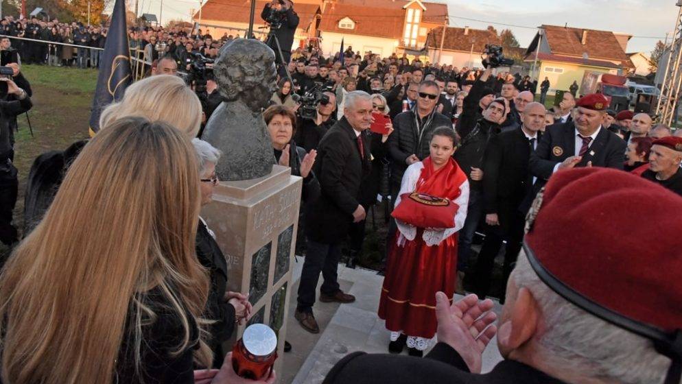Otkriven spomenik Kati Šoljić i njezinim sinovima: Niko, Mijo, Ivo i Mato dali su svoje živote u obrani domovine