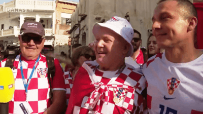 Najstariji hrvatski navijač ima 77 godina, došao je iz New Yorka bodriti Hrvatsku u Katar