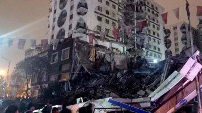 Snažan potres magnitude 7,8 pogodio Tursku i Siriju, veliki broj mrtvih