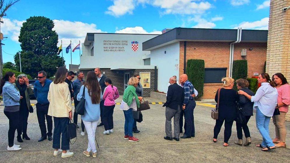 Hrvatska zajednica u Wollongongu proslavila Uskrs i 40. obljetnicu gradnje crkve i centra