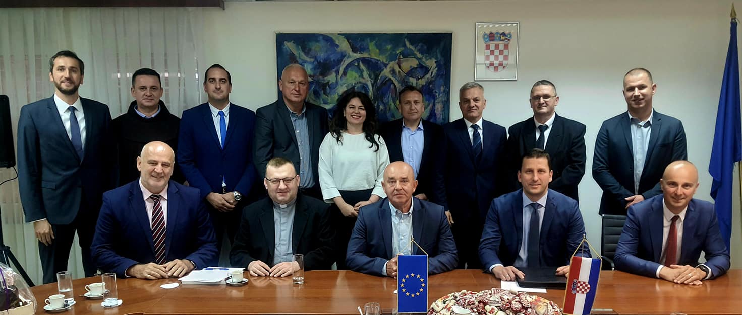 Na sastanku u Zagrebu, predstavnici Hrvata iz Tuzlanske županije upoznali državnog tajnika Milasa o svojim aktivnostima i problemima